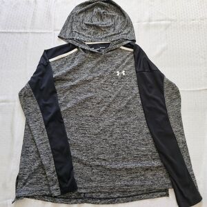 Under Armour HeatGear Loose Hooded Top – Black / Pitch Gray – Women’s M